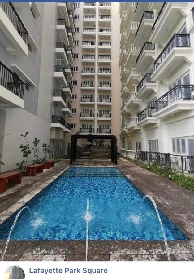 2 Bedroom Corner Executive Suite At Lafayette Park Square Megaworld Blvd Unit 5H Iloílo Exterior foto